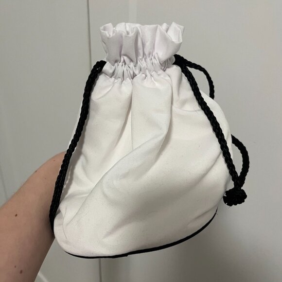 Chanel Beaute Drawstring Cosmetic Pouch - Picture 2 of 3